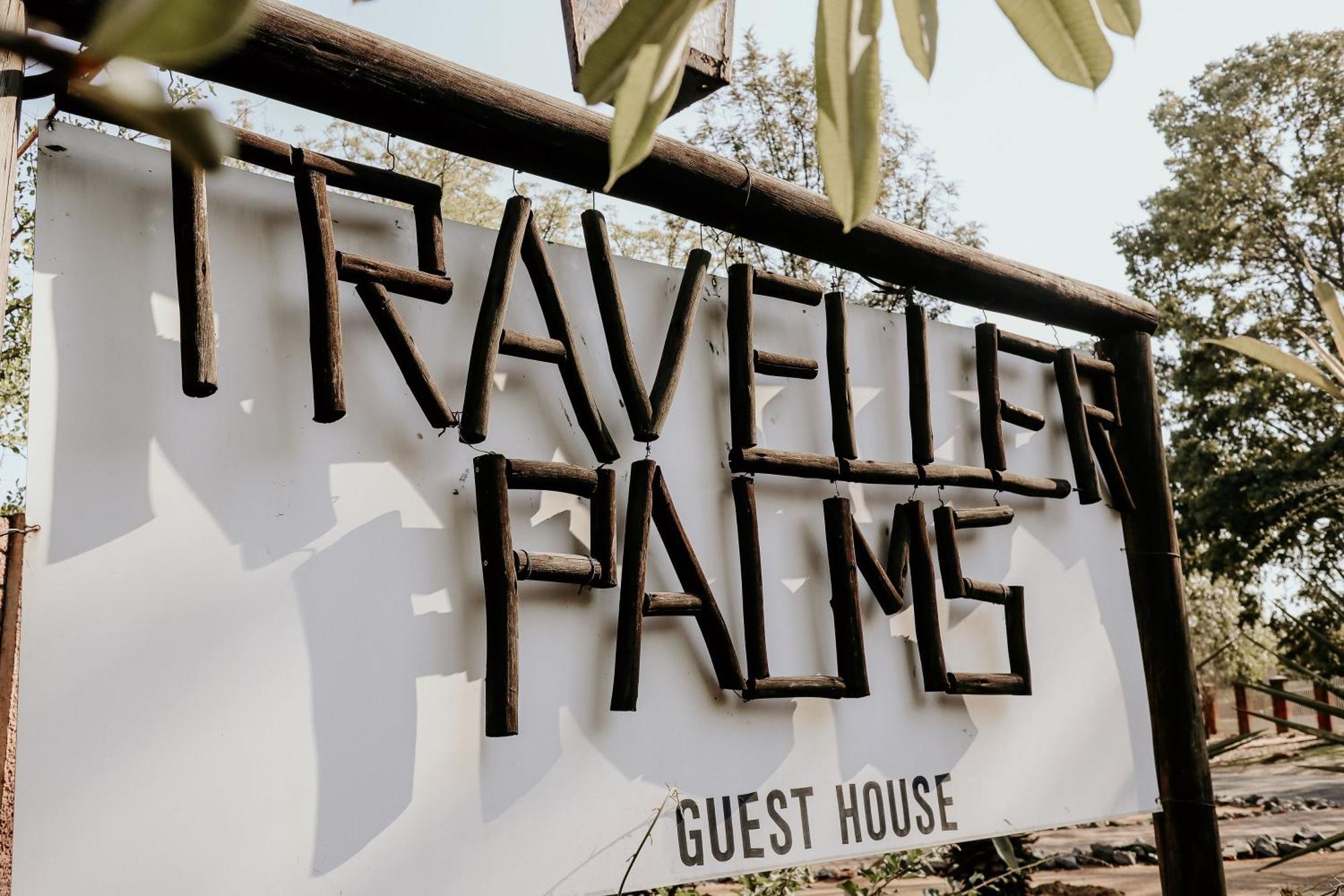 Hotel A Traveller'S Palm Phalaborwa Esterno foto